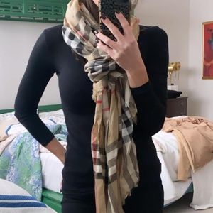 Burberry scarf